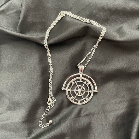 Uncommon James La Paz Necklace - Picture 6 of 7